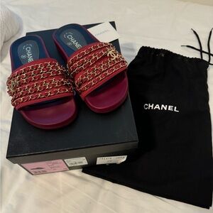 Chanel Slides